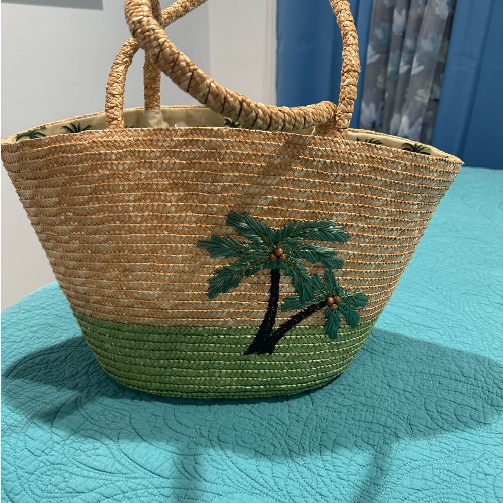 Beach tote bag